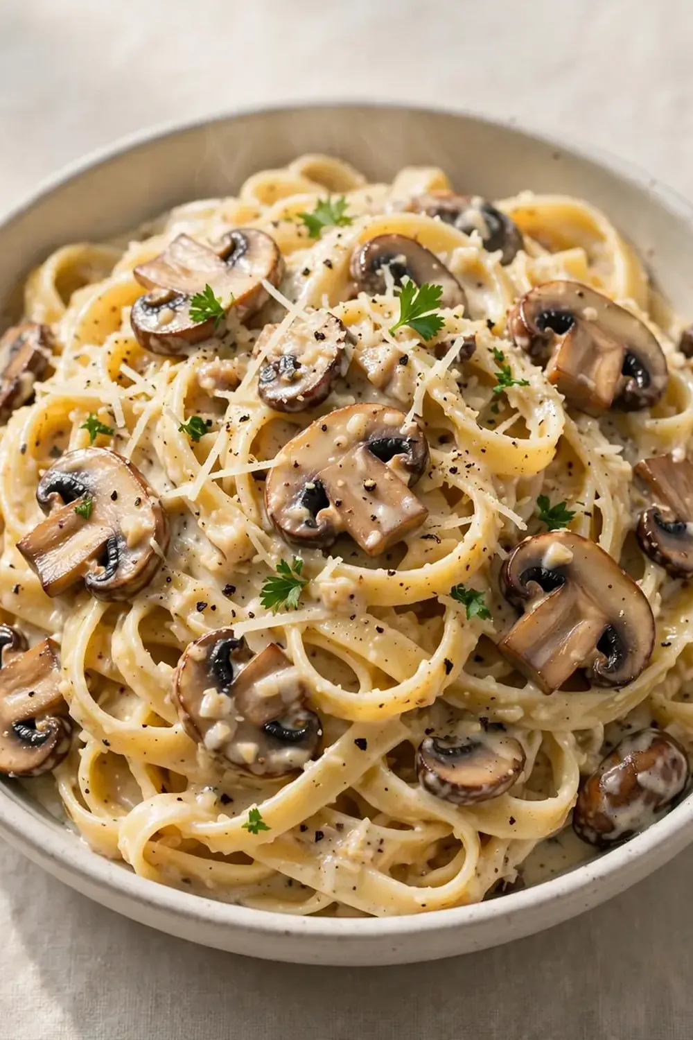 Creamy Garlic Mushroom Fettuccine